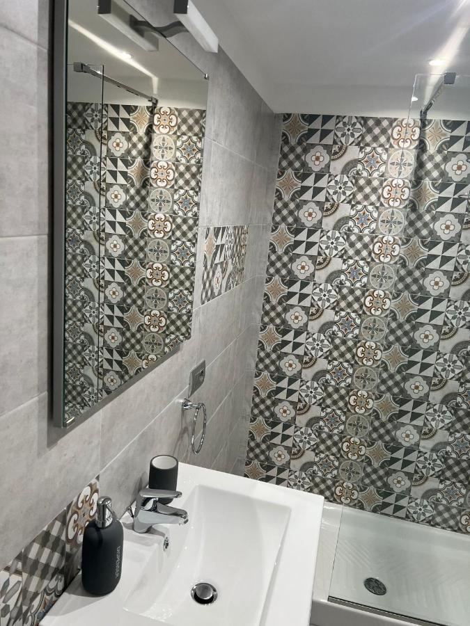 Punto House Leopardi Apartment Naples Luaran gambar