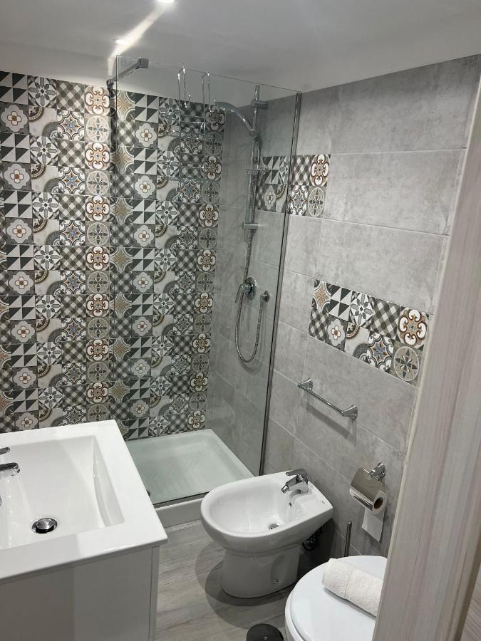 Punto House Leopardi Apartment Naples Luaran gambar